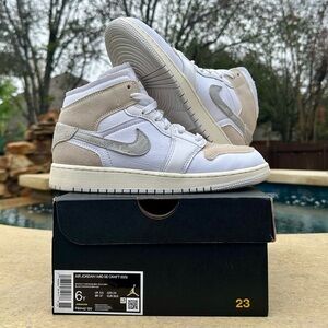 Size 6Y (7.5 Women's) - Jordan 1 Mid SE Craft Inside‎ Out - White Sail